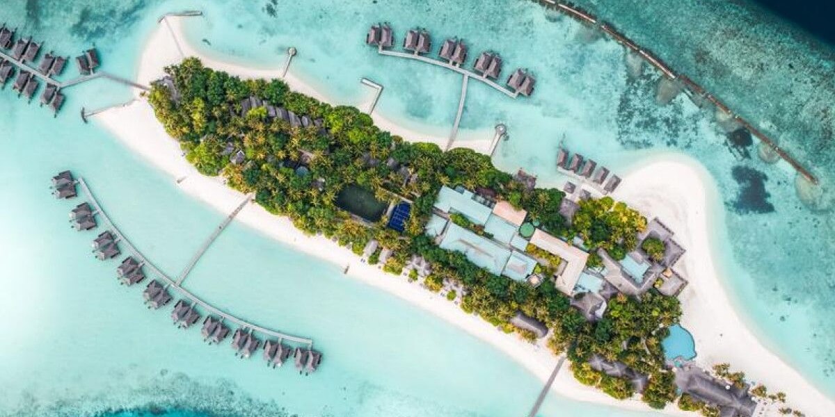 Veligandu Island Beach Maldivler
