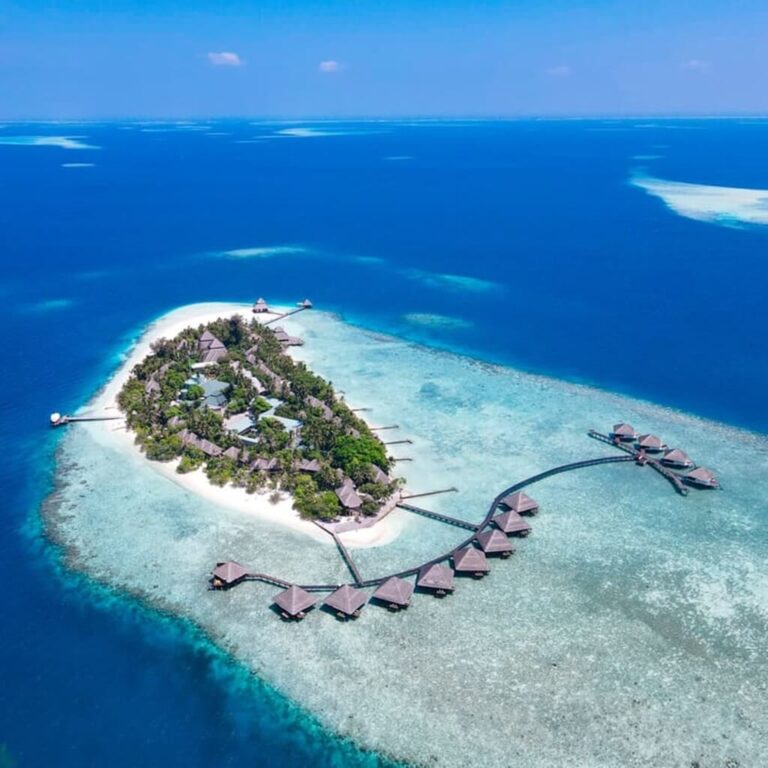 Adaaran Club Rannalhi Maldives