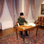 Atatürk Evi Müzesi çalışma odası düzenlemesi