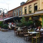 Selanik Ladadika semtinde kaldırım kafeleri