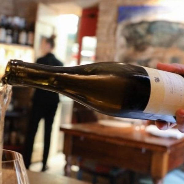 Cum Quibus sommelier şarap servisi