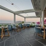 Aressana Spa Hotel Fira lüks suite atmosfer