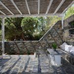 Elena Hotel taş duvarlı teras