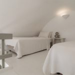 Kampanario Villa Santorini mutfak ve yaşam alanı detayları