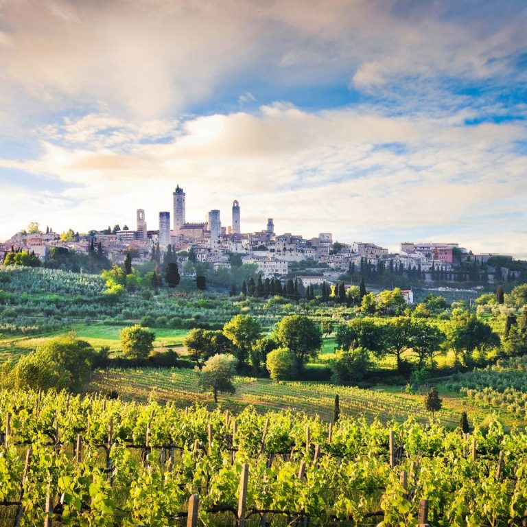 San Gimignano kule silüeti