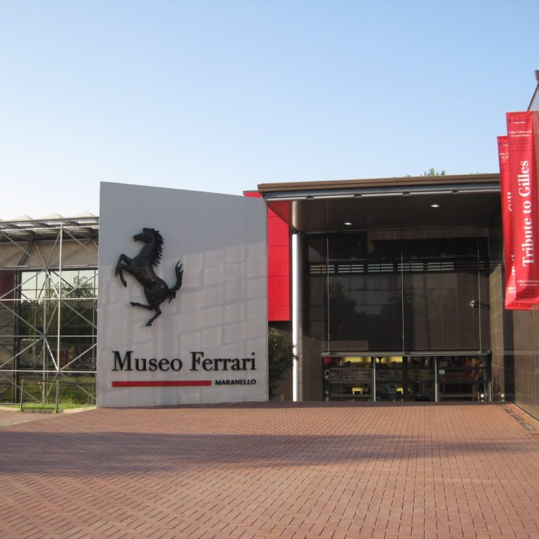 Milano Ferrari Turu