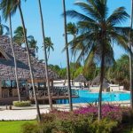 Neptune Pwani tesisi, havuz ve deniz kuşbakışı, Pwani Mchangani Zanzibar