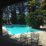 Podere San Lorenzo açık havuzu, pergola ve bahçe, Terranuova Bracciolini Toskana