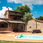 San Gimignano taş villa ve özel havuz