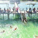 Zanzibar Bay havuzu ve turkuaz deniz, Uroa oteli