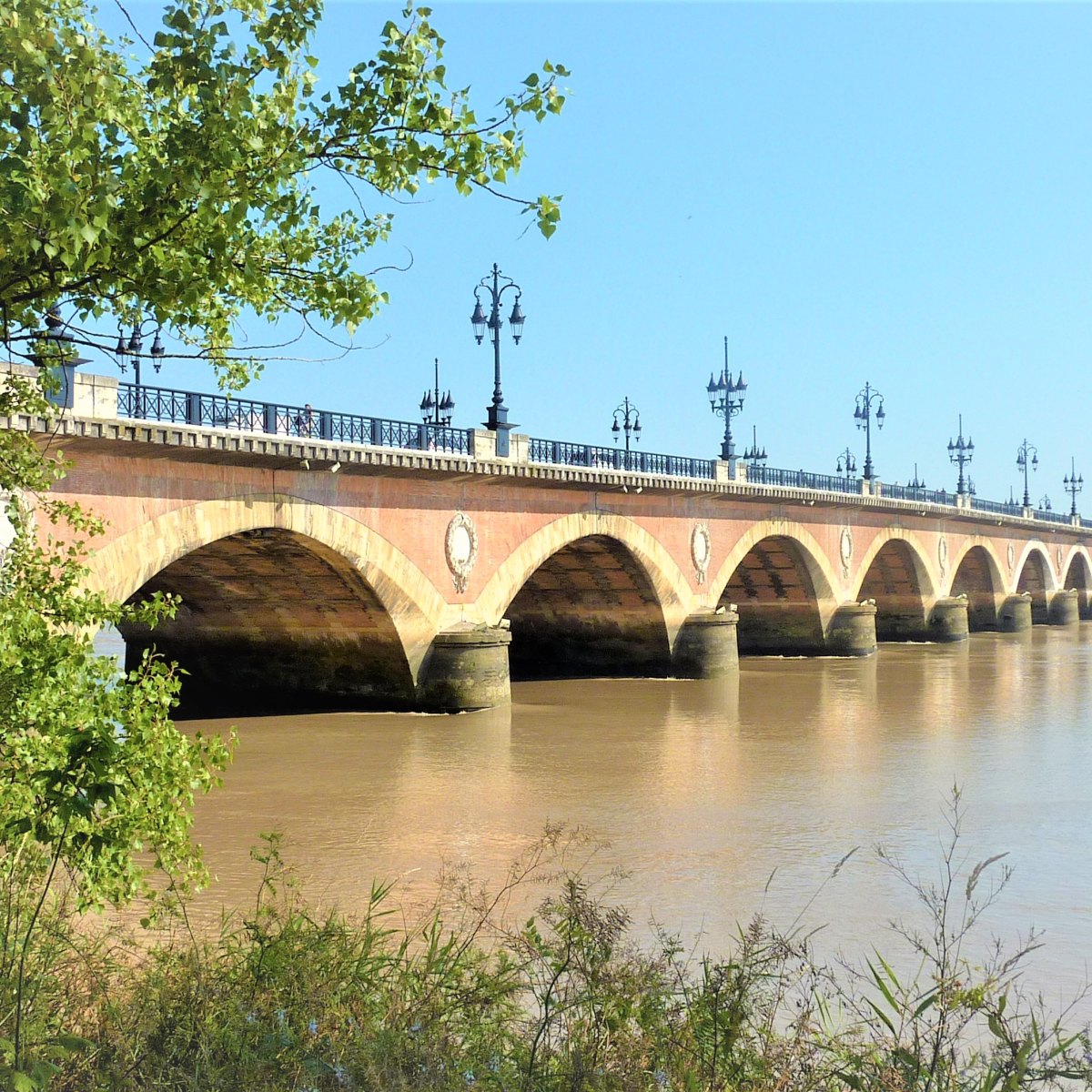 Bordeaux gurme turu öne çıkan görsel Bordeaux gurme turu, 151_-_Le_Pont_de_Pierre_-_Bordeaux