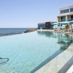 Barceló Praia Cape Verde havuz kenarında şezlonglar, Praia