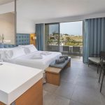 Barceló Praia Cape Verde deluxe odası ve balkonu, Praia