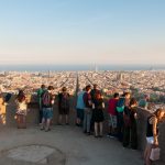Barcelona balayı turunda Bunkers del Carmel'den gün batımı manzarası