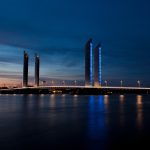 Bordeaux şarap turu, Bordeaux Pont Chaban Delmas sur la Garonne
