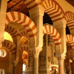 Cordoba Mezquita camisi kırmızı beyaz kemerleri, Endülüs Costa del Sol turu