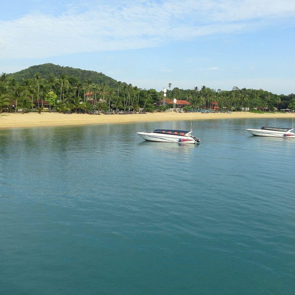 Four Seasons Koh Samui Maenam plajı