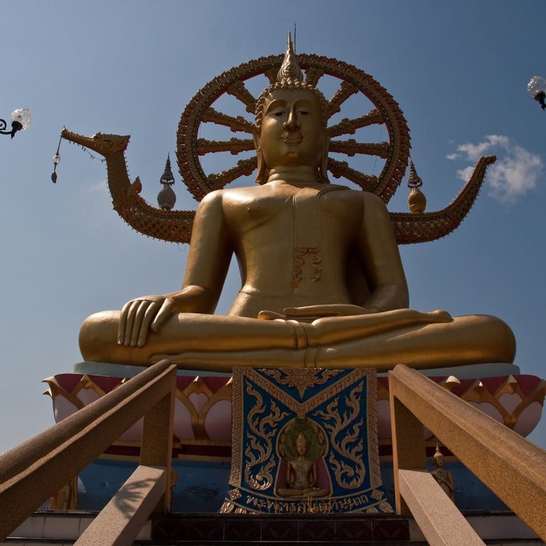Koh Samui Big Buddha (Wat Phra Yai) - Koh Samui Sömestre Turu