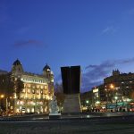 Barcelona Yılbaşı Turu'nda şehrin kalbi Plaça de Catalunya meydanı ve çevresindeki tarihi binalar