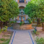 Sevilla Alcazar sarayı avlusu ve bahçeleri, hızlı tren ile Endülüs kültür turu
