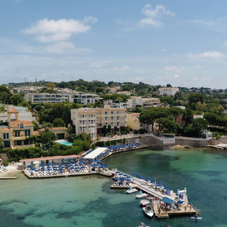 Antibes juan les pins koyu havadan