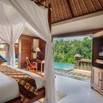 Puri Wulandari Bali Ubud: Srikandi villa yatak odasından havuz görünümü